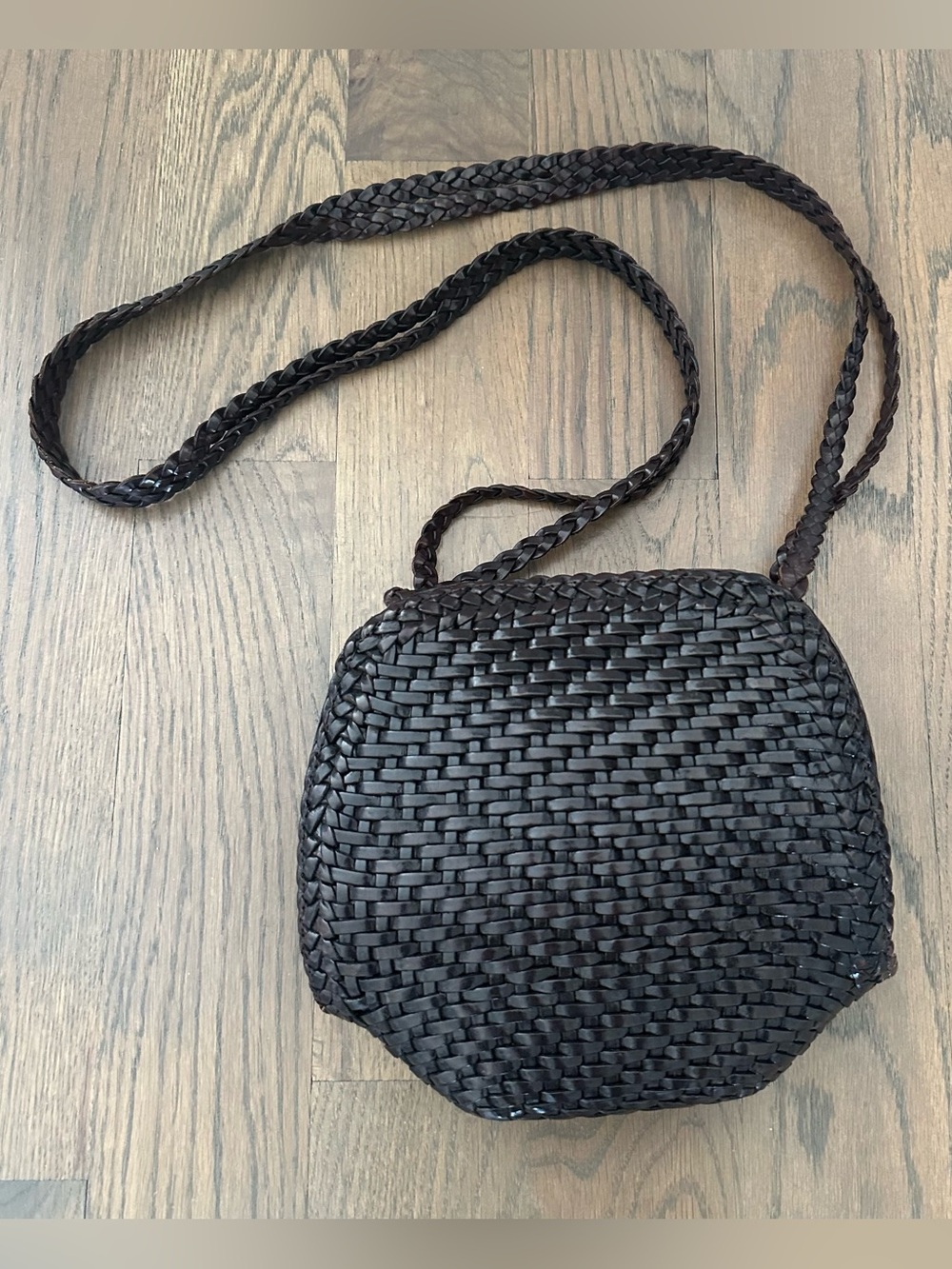 De Vecchi by Hamilton Hodge Italian Leather Basketweave Crossbody Handbag Brown